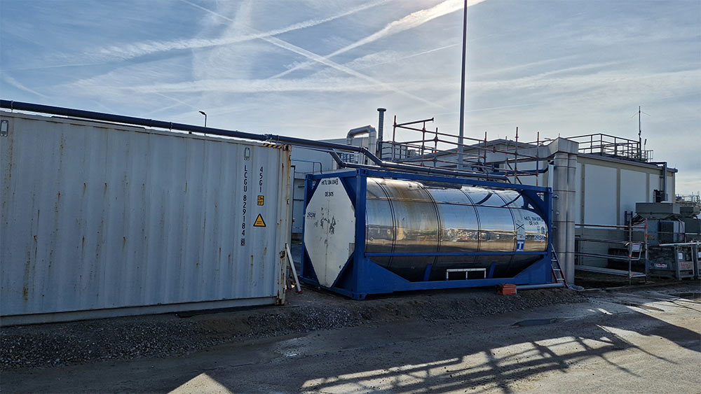 ClearFox buffer tank for a refinery