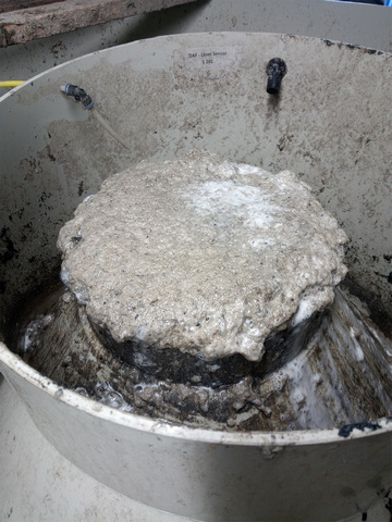Sludge discharge after the recycling process